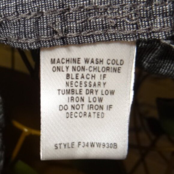 First Wave Long Sleeve Button Down Gray & Black Shirt w/Front Pocket - Picture 9 of 9